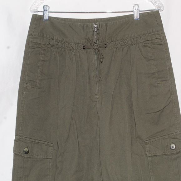 Venus Woman’s Olive Green Cargo Tie-Hem Utility Crop Pants — Size 14 - Picture 9 of 12